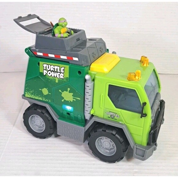 TMNT Thrash 'N' Battle Garbage Truck Lights & Sounds 2023 Funrise / Donatello - Picture 7 of 8